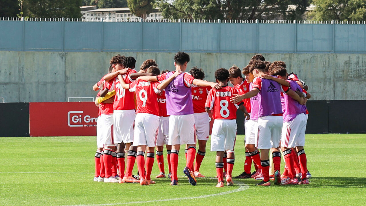 Iniciados do Benfica não foram além de um empate em Tondela