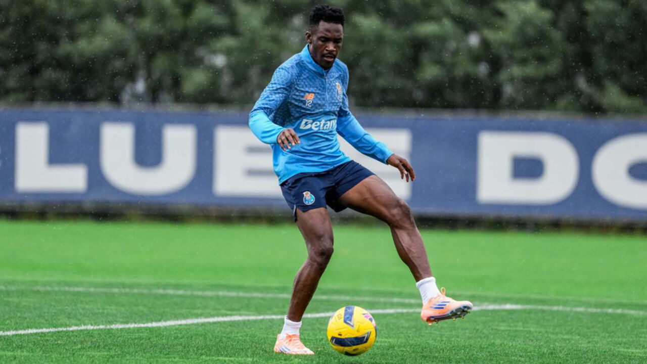 Zaidu recupera papel principal na seleção da Nigéria