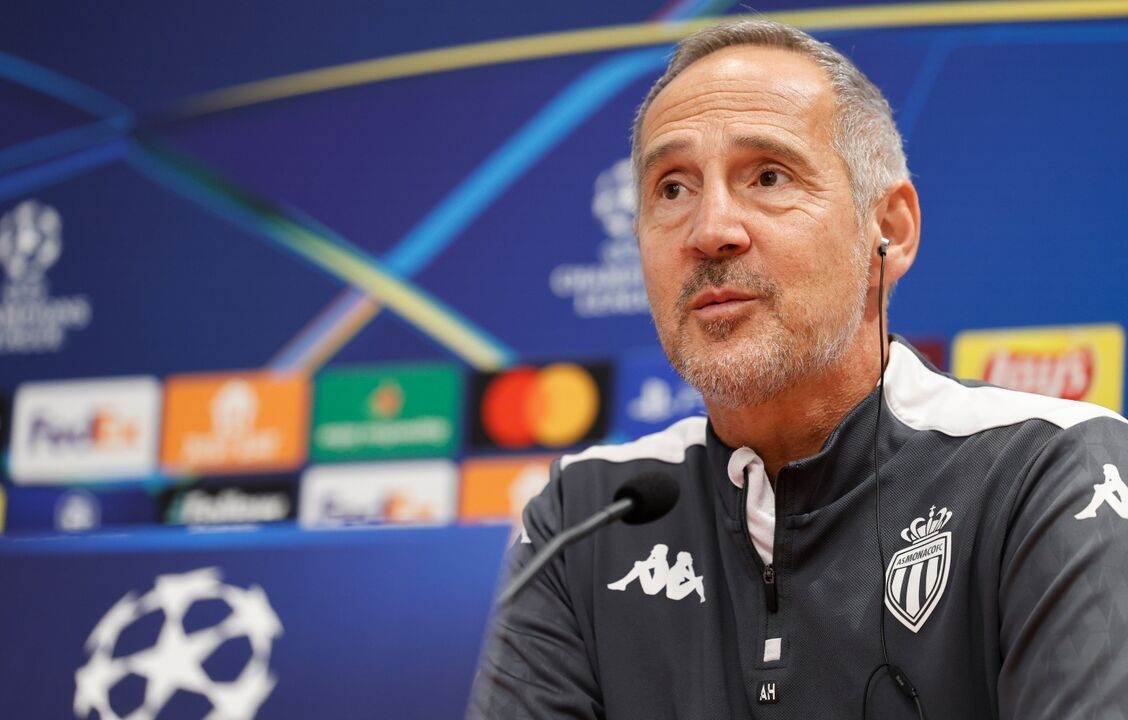 Adi Hütter nega contactos com o Tottenham e quer voltar à ação em 2026/27