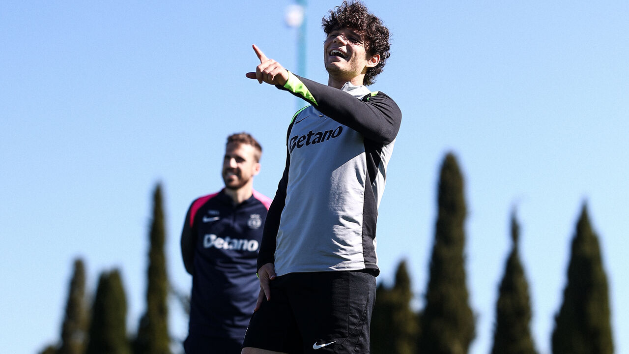 Os jogadores do Sporting em ação durante mais um treino orientado por Rui Borges