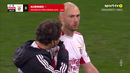 Alarme no Benfica: Aursnes lesiona-se frente ao Gil Vicente e pode ter clássico em risco