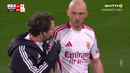 Alarme no Benfica: Aursnes lesiona-se frente ao Gil Vicente e pode ter clássico em risco