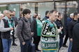 Sócios do Sporting na fila para entrar no Pavilhão João Rocha para votar