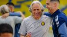 Cristiano Ronaldo e Jorge Jesus em momento descontraído no ginásio do Al Nassr