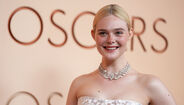Elle Fanning 