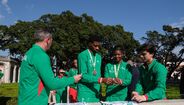 Atletas que participaram no Mundial de Atletismo de pista curta recebidos em Belém 