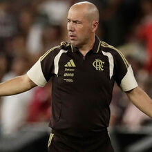 <![CDATA[ Presidente do Flamengo elogia Leonardo Jardim: «Marcámos três pontos fora de campo» ]]>