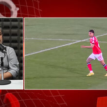 <![CDATA[ Bernardo Ribeiro: «O melhor meio campo do Benfica é sem Richard Ríos» ]]>