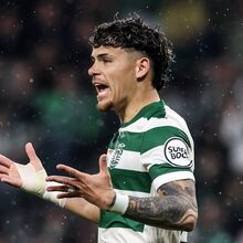 <![CDATA[ Maxi Araújo já aponta ao duelo do Sporting com o Arsenal: «Esta época estamos muito bem» ]]>