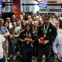 <![CDATA[ Campeões trazem ouro ao Record ]]>