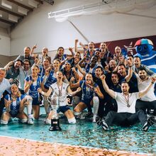 <![CDATA[ Albufeira brilha com o voleibol ]]>