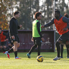 <![CDATA[ Plantel do Marinhense reclama dois meses de salários em atraso: clube garante que a situação será resolvida ]]>