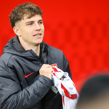 <![CDATA[ Lewandowski retira pressão sobre Pietuszewski: «Deixem-no desfrutar, tem apenas 17 anos» ]]>