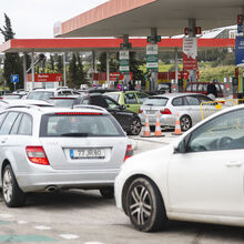 <![CDATA[ Gasóleo desce 1 cêntimo e gasolina 2,5 cêntimos na próxima semana ]]>