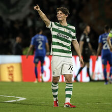 <![CDATA[ Gestão de Fresneda abre vaga na defesa e Quaresma deve manter a titularidade como lateral ]]>