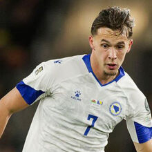 <![CDATA[ Ex-capitão da Bósnia desfaz-se em elogios a Dedic: «Rapaz de ouro e talento puro» ]]>