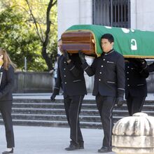 <![CDATA[ Último adeus a José Maria Ricciardi: bandeira do Sporting sobre o caixão ]]>