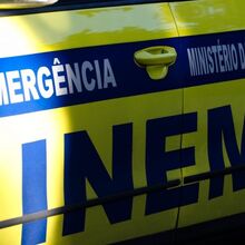 <![CDATA[ Dois mortos e quatro feridos, entre eles uma criança de 5 anos, em colisão frontal no IC9 em Ourém ]]>