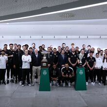 <![CDATA[ Taças de Portugal de basquetebol e voleibol já chegaram ao Museu Sporting ]]>