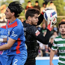 <![CDATA[ André Gomes reintegrado e sem limitações no treino do Alverca ]]>