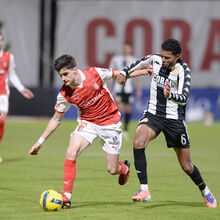 <![CDATA[ Ausência de Matheus Dias obriga a mudar ]]>