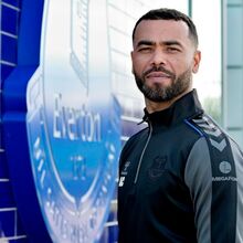 <![CDATA[ Ashley Cole quer John Terry como adjunto no Cesena ]]>