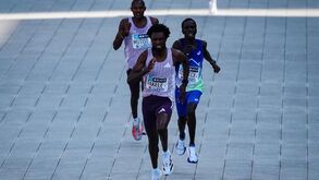 Tadese Takele vence maratona de Tóquio 