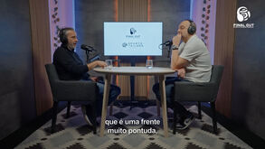 Há um piloto de Fórmula 1 que vê conferências de imprensa de Mourinho: «Há umas lendárias»