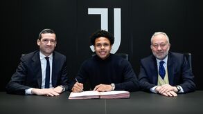 Weston McKennie renova com a Juventus
