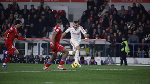 Pavlidis em ação durante o Gil Vicente-Benfica