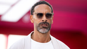 O relato de Rio Ferdinand sobre o conflito no Médio Oriente: «É assustador ouvir mísseis, aviões e caças...»