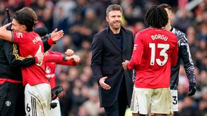 Michael Carrick sucedeu a Amorim