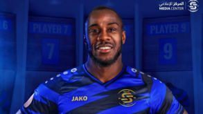 Oficial: Michail Antonio tem primeira experiência fora de Inglaterra aos 35 anos