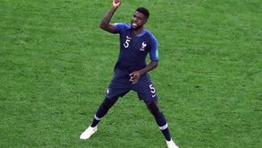 Umtiti recorda momentos com Messi durante jogo em Camp Nou