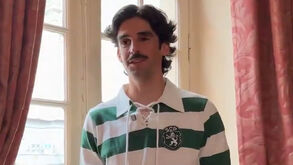 Cortar o cabelo ou rapar o bigode? Trincão hesita mas consegue chegar a uma solução