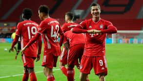 Lewandowski recorda Guardiola no Bayern e destaca o seu impacto no jogo