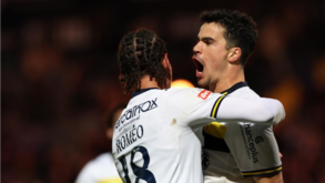 Rodrigo Pinheiro festeja golo frente ao Arouca