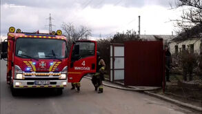 Ataque com drone russo deixa pelo menos três feridos em Mykolaiv