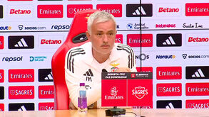 Mourinho pronto para alterações no FC Porto... e 'sem fazer a parolice de mandar o Trubin para o chão'