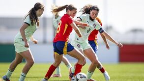 Seleção feminina sub-17 empatou sem golos com Espanha