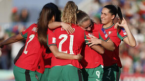Jogadoras da Seleção Nacional a celebrar 
