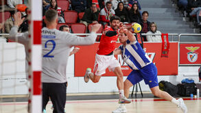 Benfica e FC Porto defrontam-se na Luz