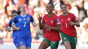 Portugal goleia Eslováquia