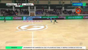 O golo extraordinário do guarda-redes de futsal do Sp. Braga: companheiros até levaram as mãos à cabeça