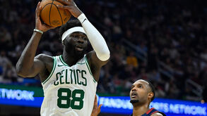 Neemias Queta participa na vitória dos Boston Celtics com quatro pontos marcados