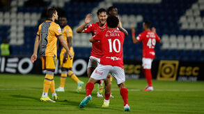  Sidney Lima celebra com Gabriel Silva após marcar grande golo