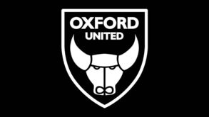 Amelia Aplin representava a formação do Oxford United