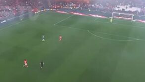 João Pinheiro foi mais rápido do Ríos no golo de Pietuszewski