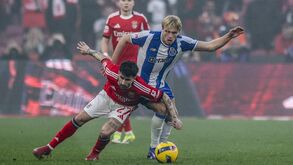 Benfica-FC Porto com alta tensão na parte final