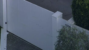 Casa de Rihanna alvo de tiros